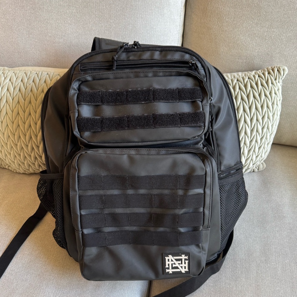 Black Flag nor Fail Momentum Backpack